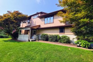 24 Hilton Road